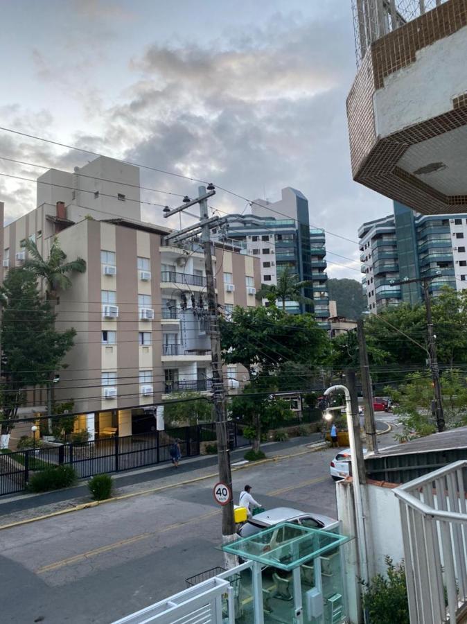 Apartamento Com Estacionamento, Wi-Fi, Ar Condicionado A 300 Metros Da Praia Da Enseada No Guaruja. Экстерьер фото