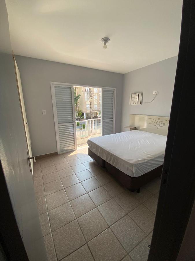 Apartamento Com Estacionamento, Wi-Fi, Ar Condicionado A 300 Metros Da Praia Da Enseada No Guaruja. Экстерьер фото