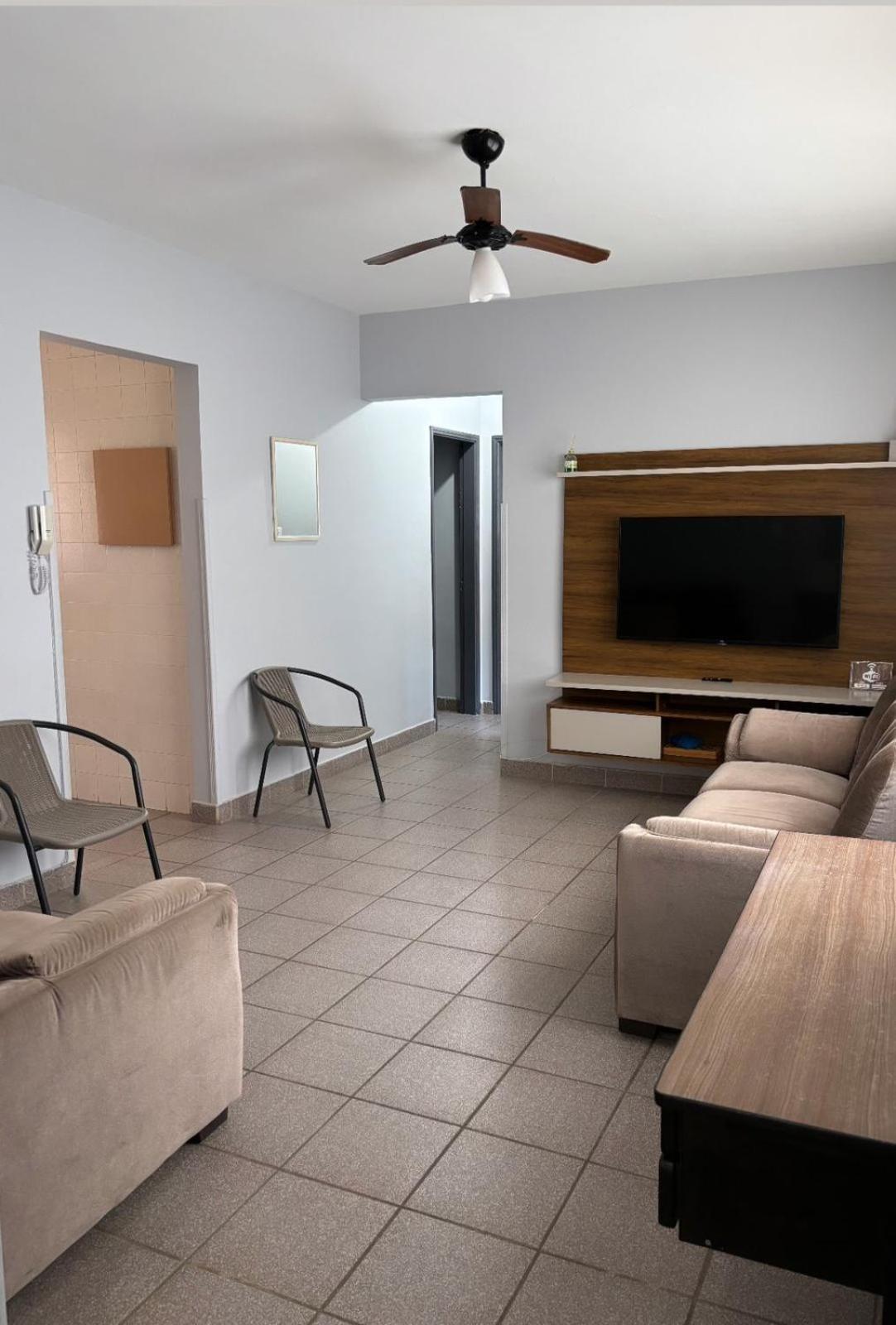 Apartamento Com Estacionamento, Wi-Fi, Ar Condicionado A 300 Metros Da Praia Da Enseada No Guaruja. Экстерьер фото